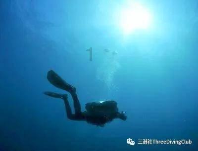 有的男人分手会扭扭捏捏，这是为什么？游戏画面
